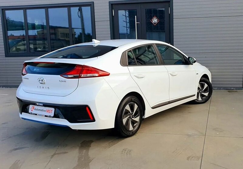 Hyundai Ioniq